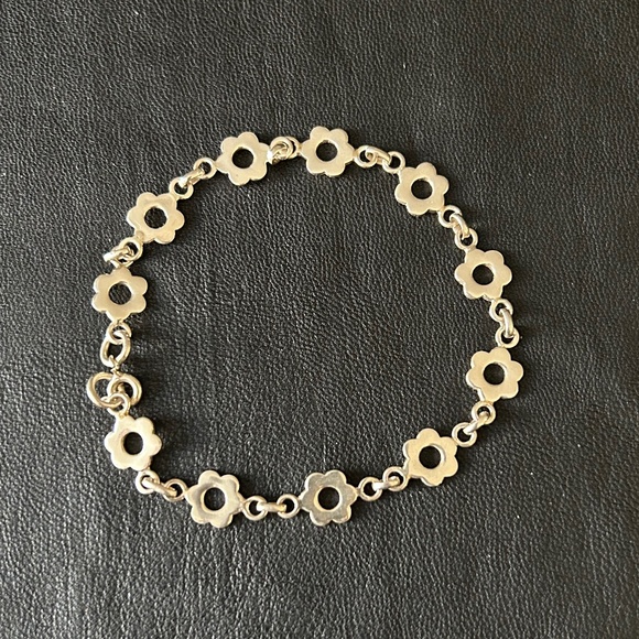 925 cute Daisy bracelet - Picture 1 of 1